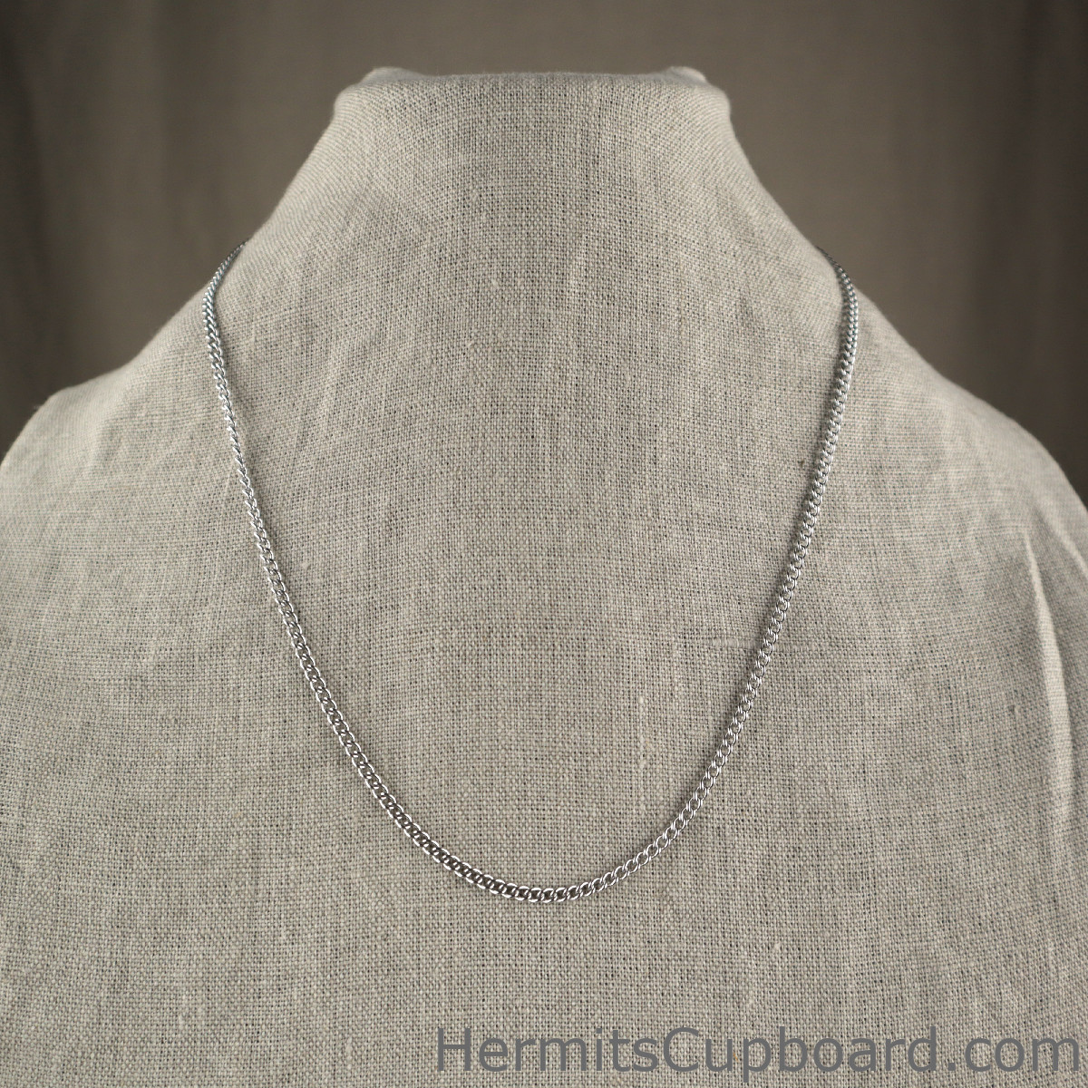 21 inch stainless steel chain on linen fabric bust